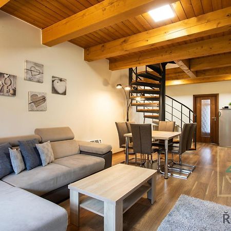 Apartmany Pod Zakletym - Hotel Ricky Luaran gambar