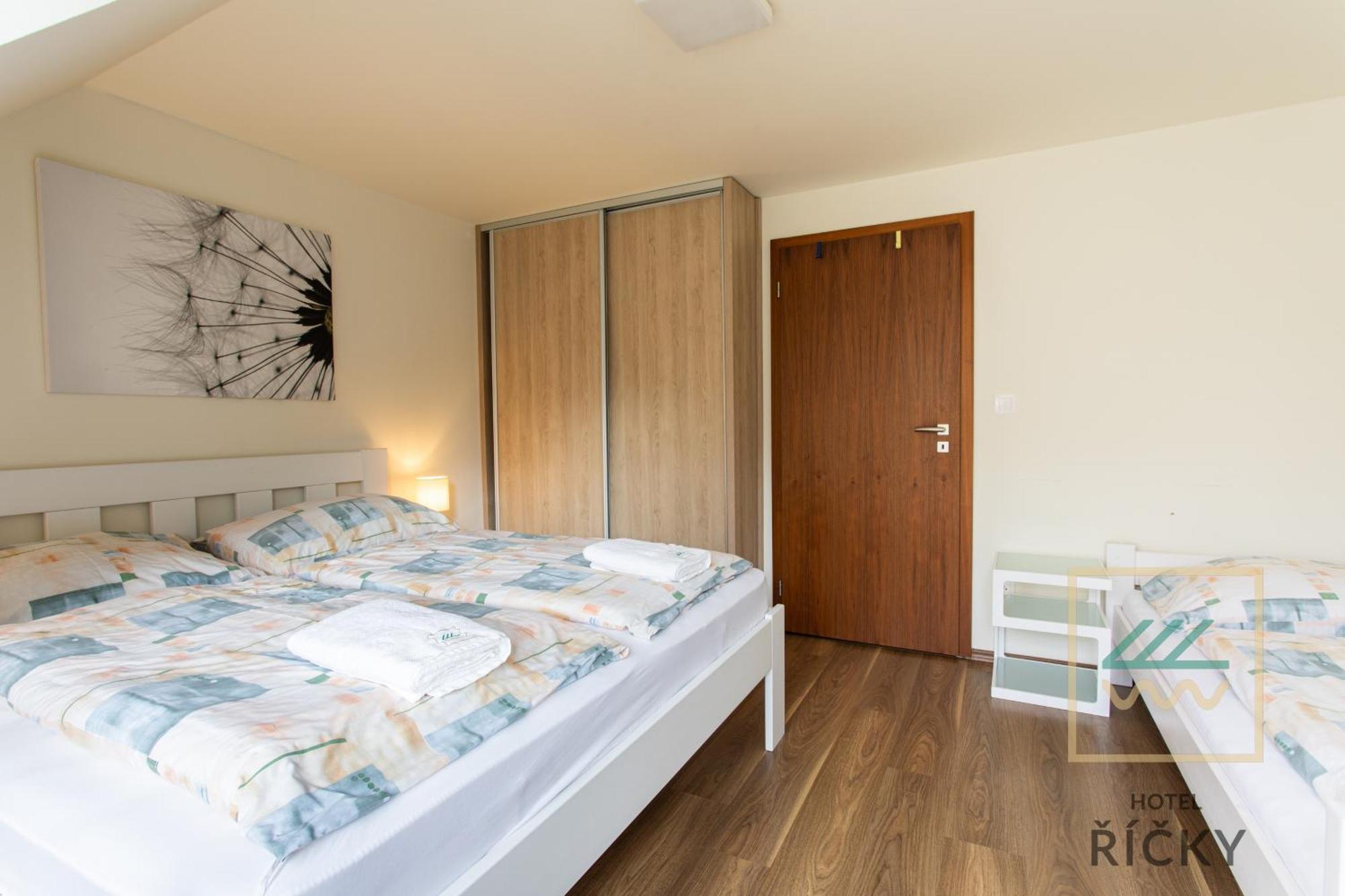 Apartmany Pod Zakletym - Hotel Ricky Luaran gambar